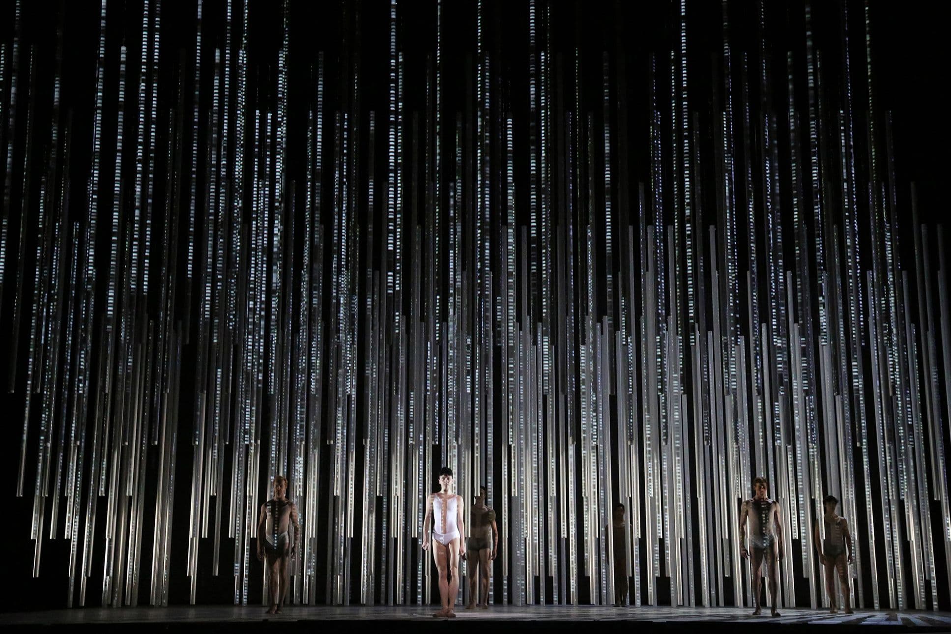 Connectome – Royal Ballet | Es Devlin