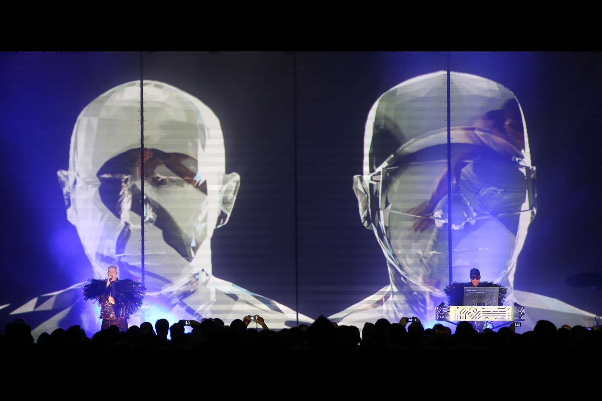 PSB Electric Tour Es Devlin